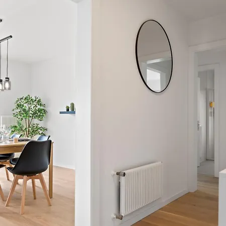 Bel Renove Avec Vue, A Appartement *