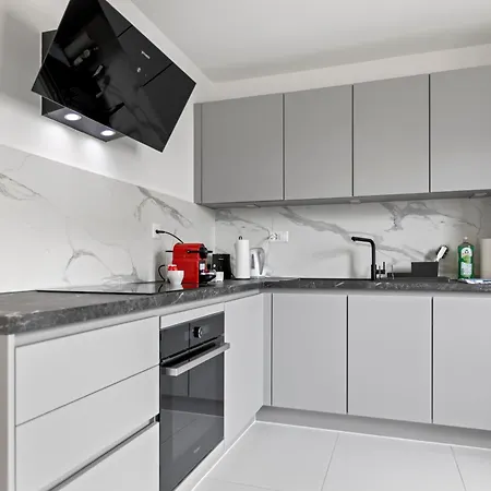 Bel Renove Avec Vue, A Appartement Savièse