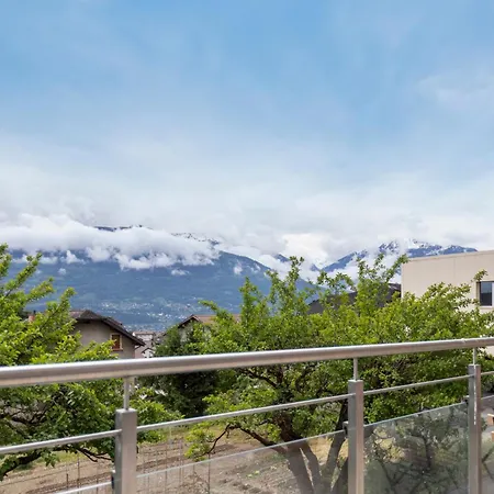 Bel Renove Avec Vue, A Appartement Savièse