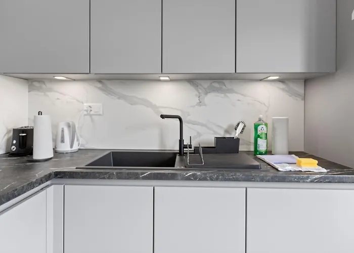 Apartment Bel Renove Avec Vue, A