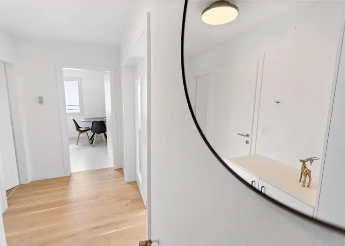 Bel Renove Avec Vue, A Apartment *